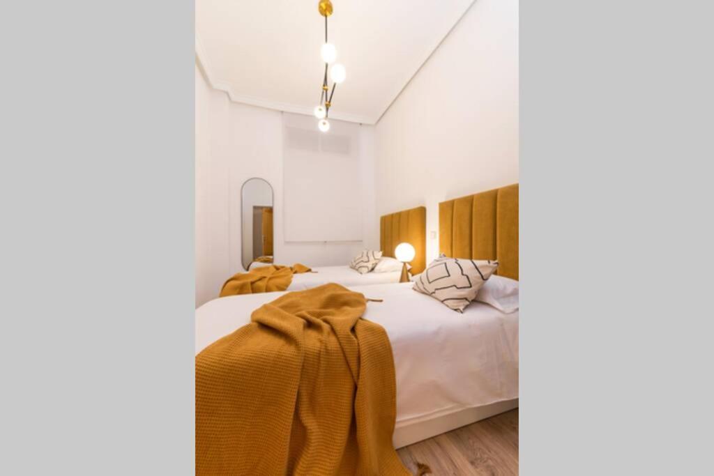Coqueto Piso En Madrid/Atocha. 4 Personas 2 Hab Lägenhet Exteriör bild
